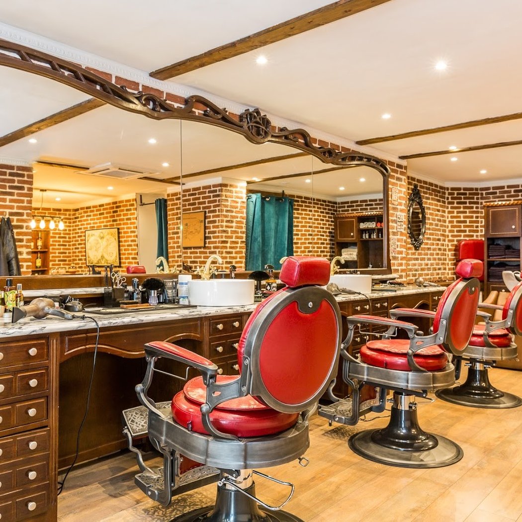 Wallace's Barber 1
